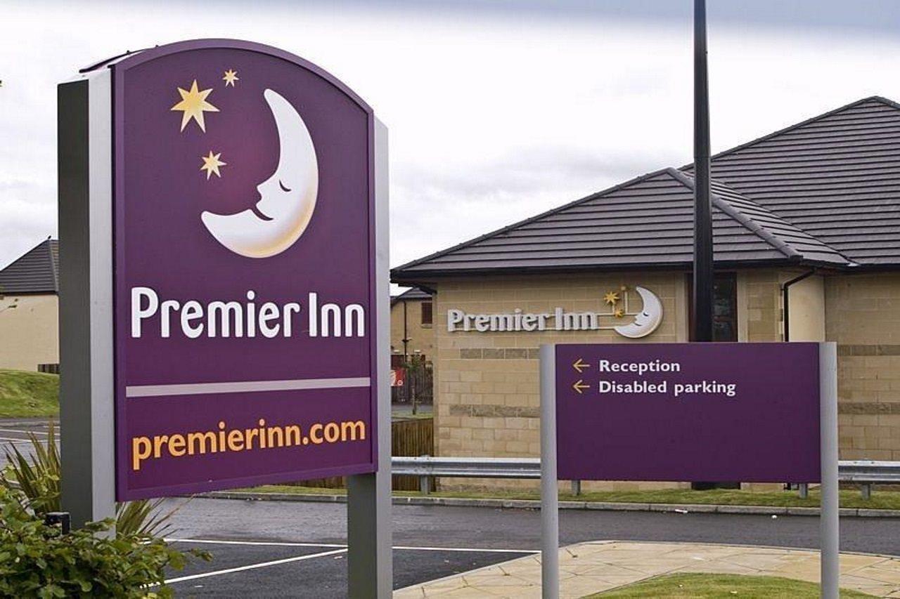 Premier Inn Dunfermline Exterior photo
